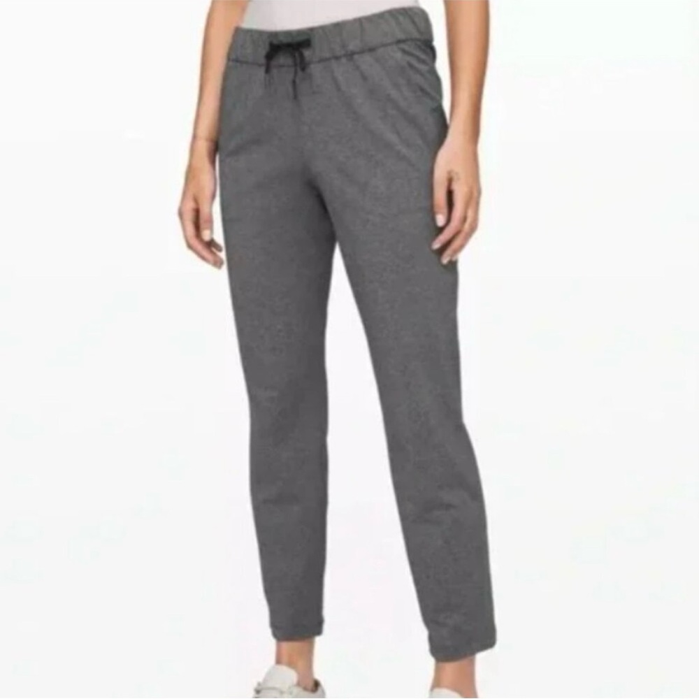 Lululemon On the Fly Drawstring Pockets Pants‎ Women’s Size 6 Gray